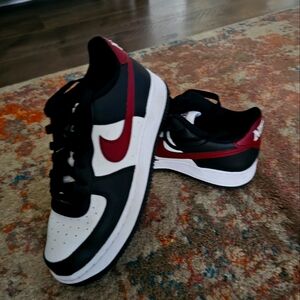 5.5 Youth Nike Shoes 2023